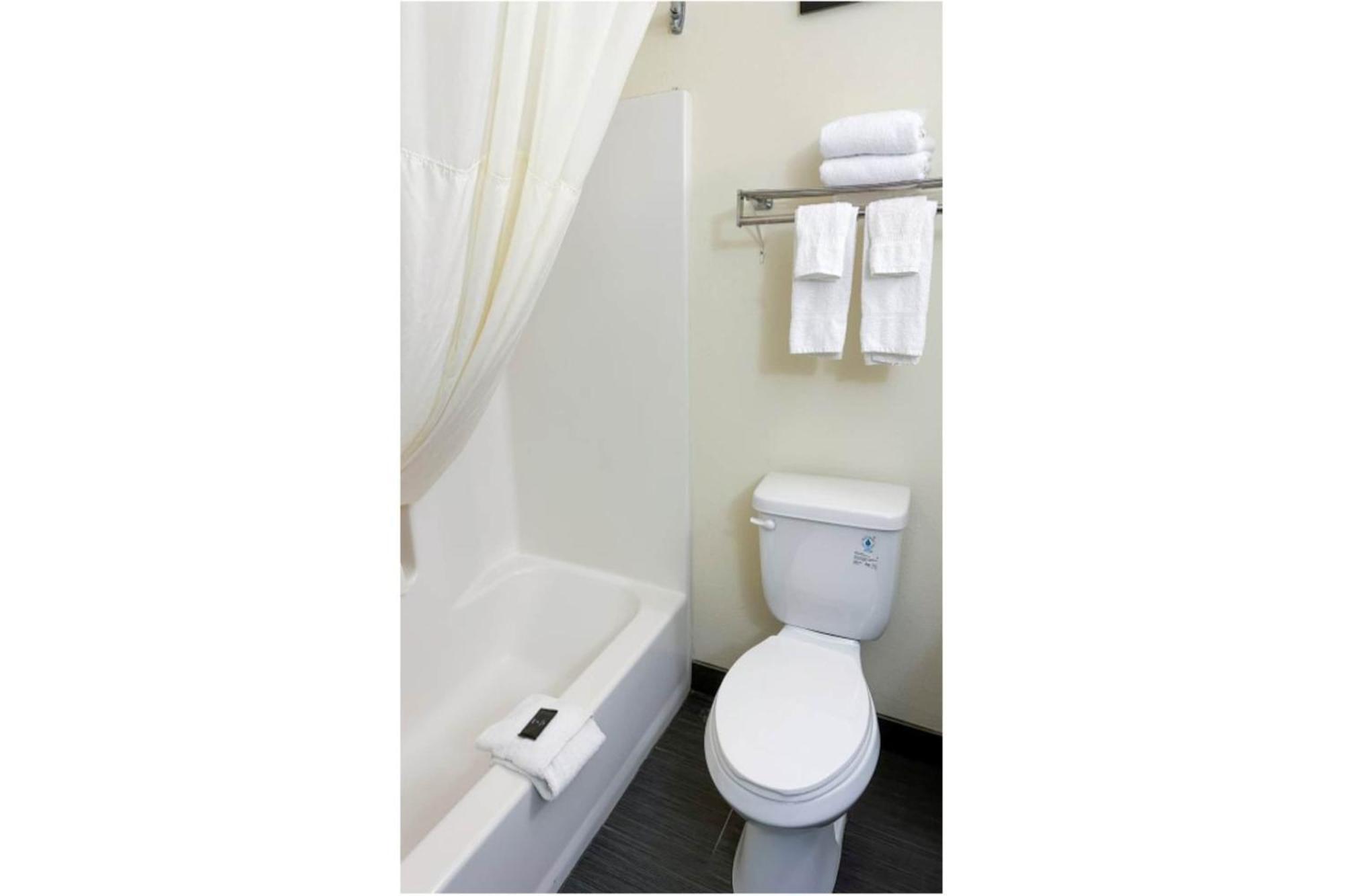 Oyo Hotel Rome West Ga Екстер'єр фото