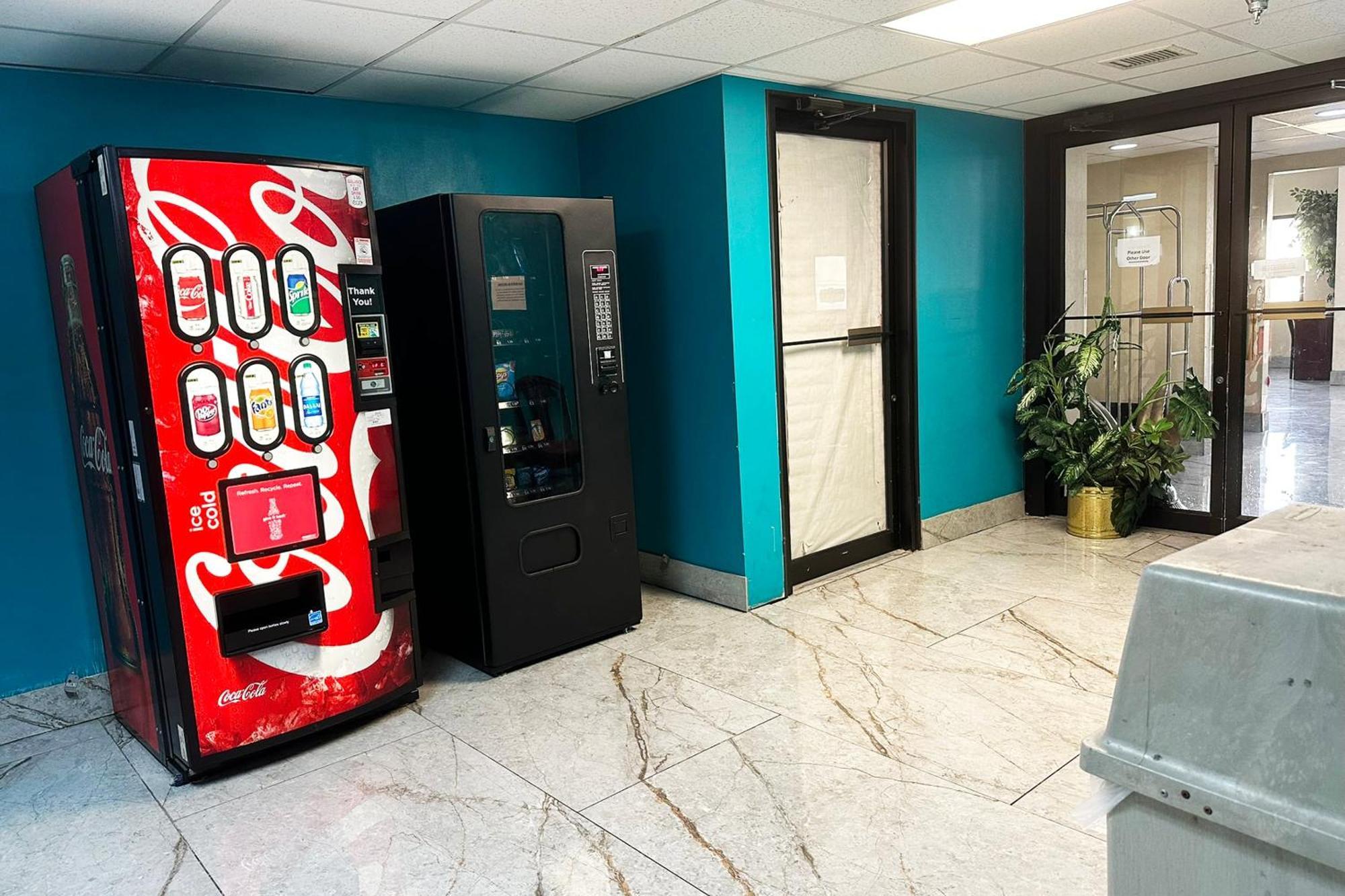 Oyo Hotel Rome West Ga Екстер'єр фото