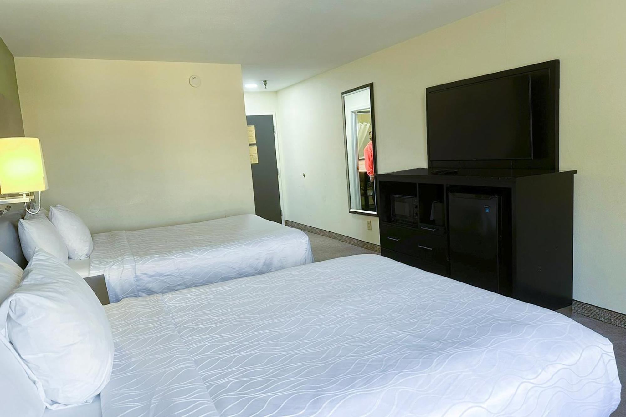 Oyo Hotel Rome West Ga Екстер'єр фото