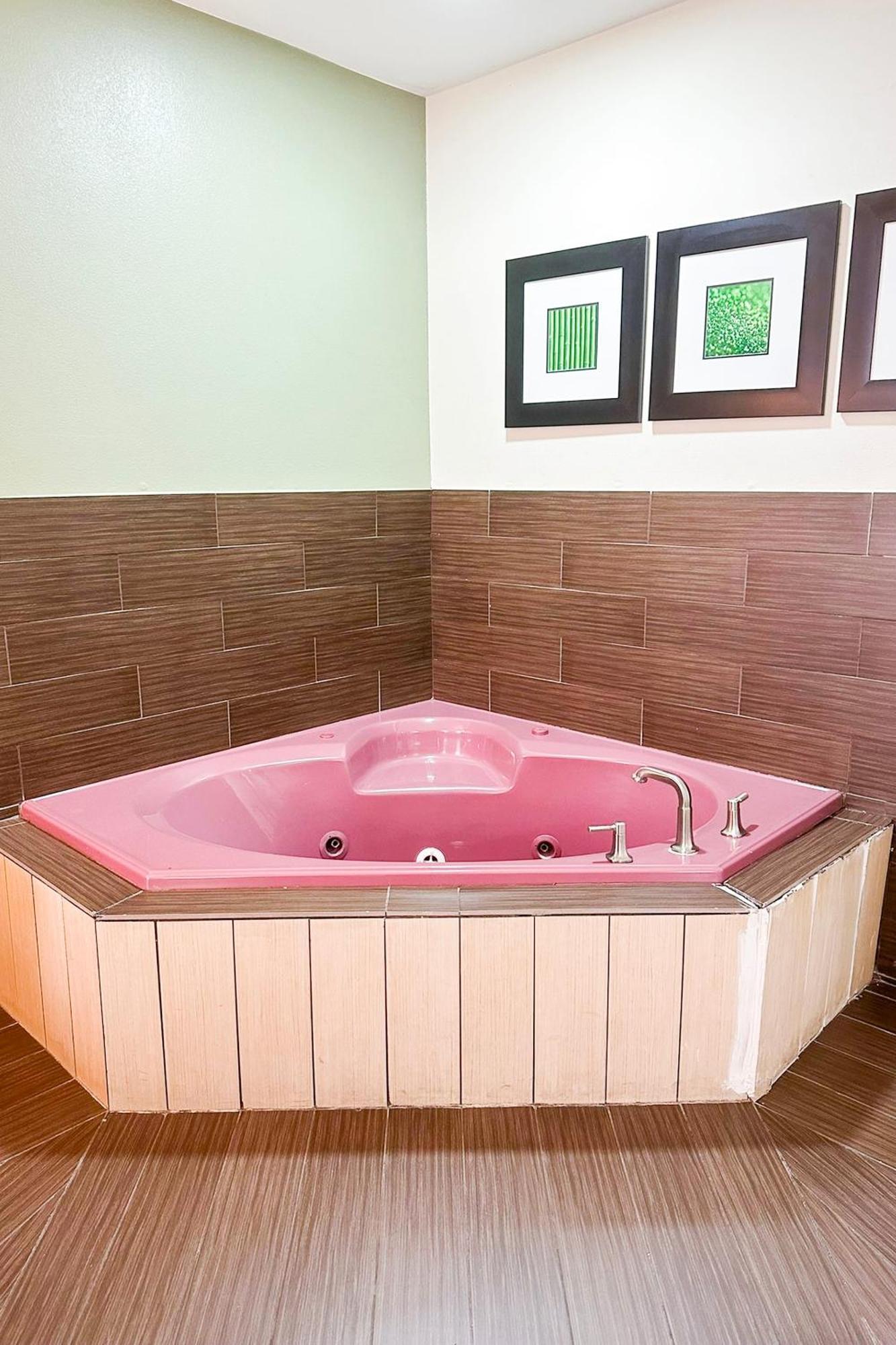 Oyo Hotel Rome West Ga Екстер'єр фото