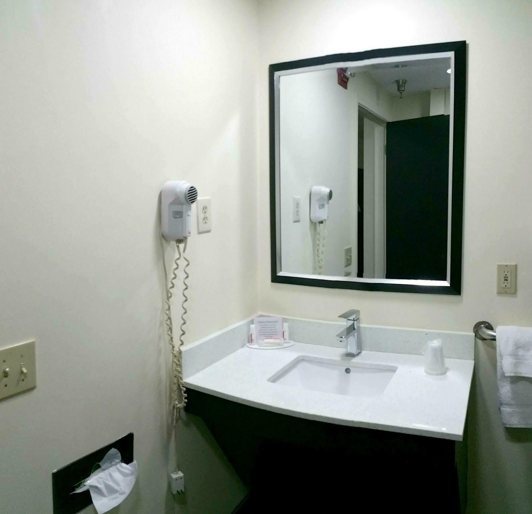 Oyo Hotel Rome West Ga Екстер'єр фото